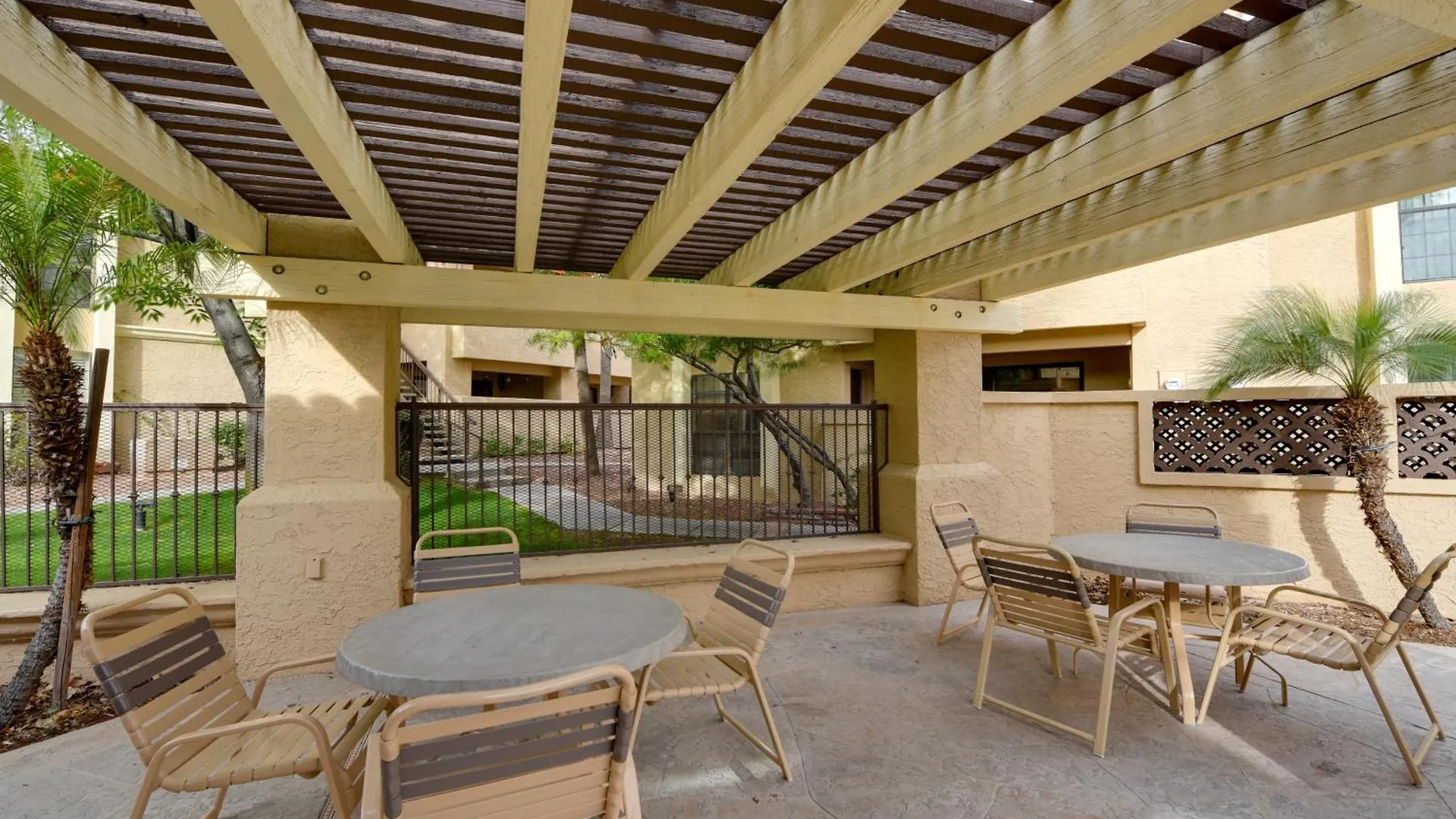 Phoenix Condo With Balcony And Spa - 14 Mi To Downtown United States