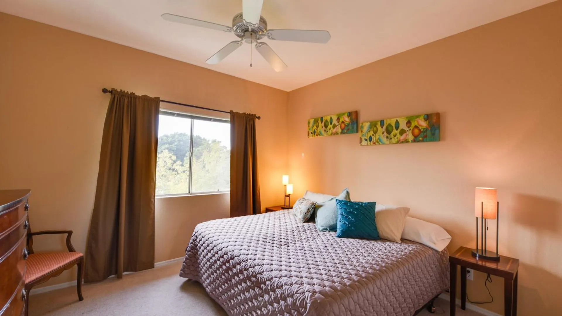 Phoenix Condo With Balcony And Spa - 14 Mi To Downtown 0*,