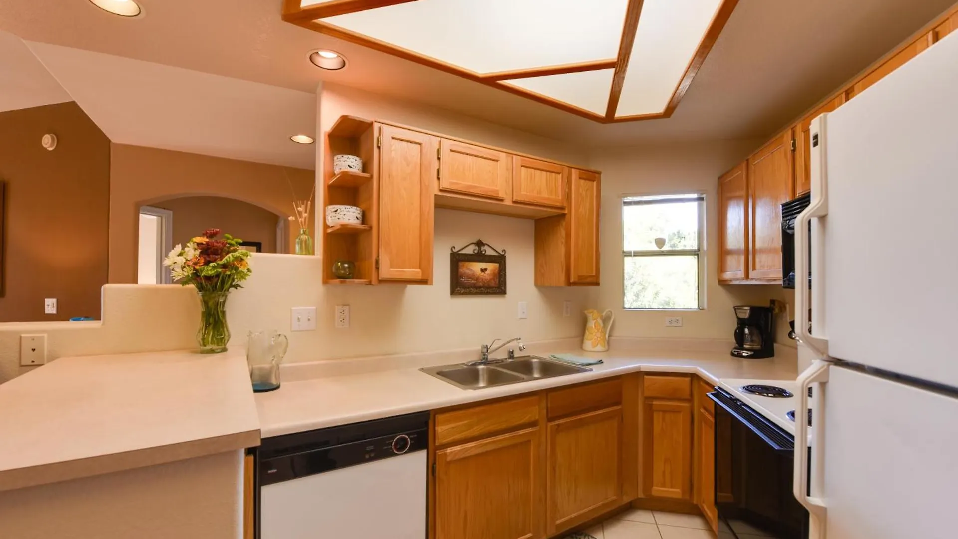 Phoenix Condo With Balcony And Spa - 14 Mi To Downtown Apartment